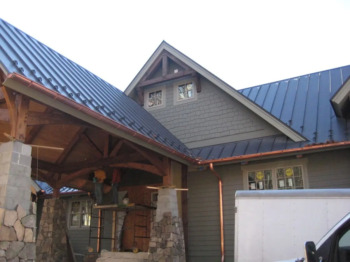 Craftsman Roofing team delivering quality roofing work in Wakena